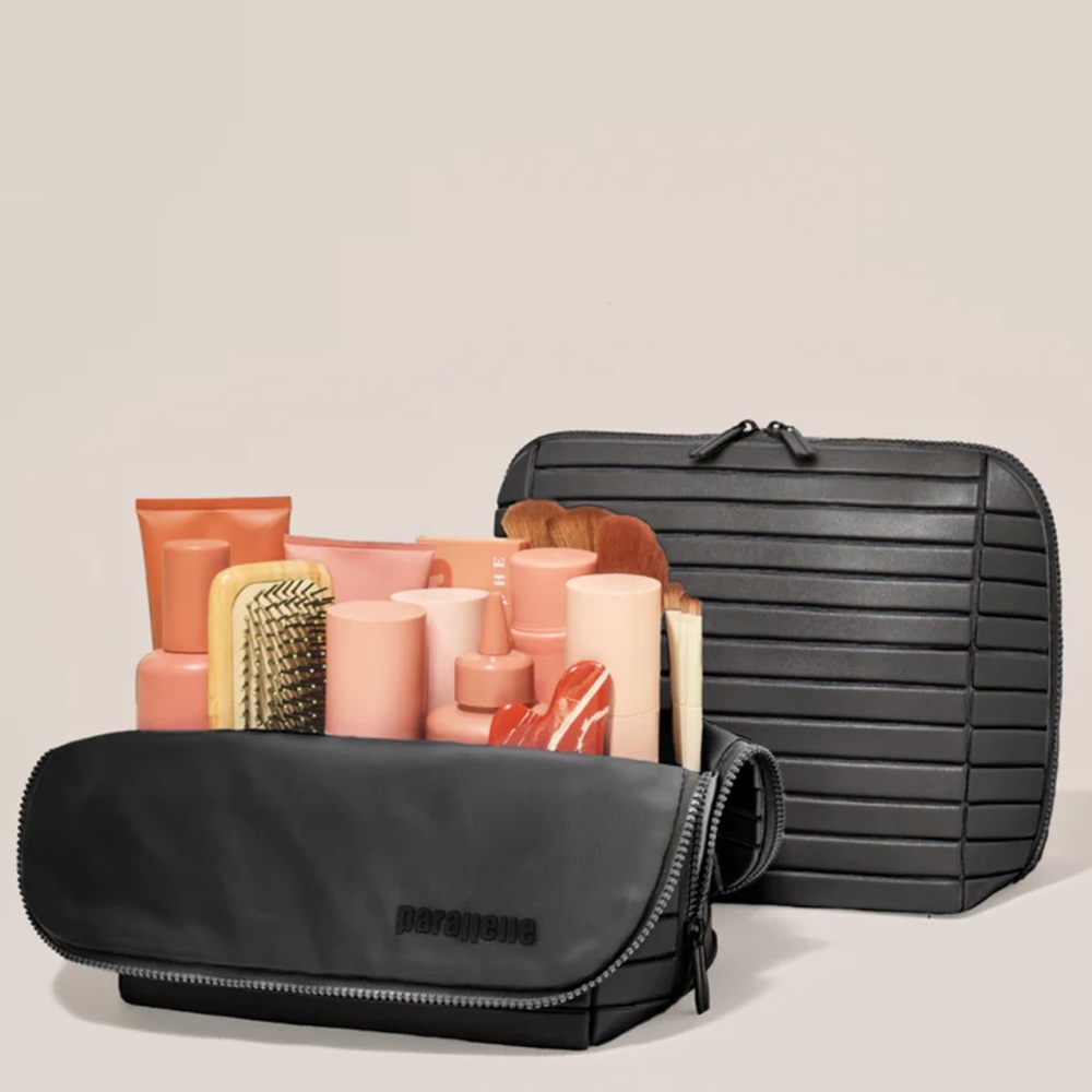 Large Parallelle Toiletry Case - Picture 6 of 6